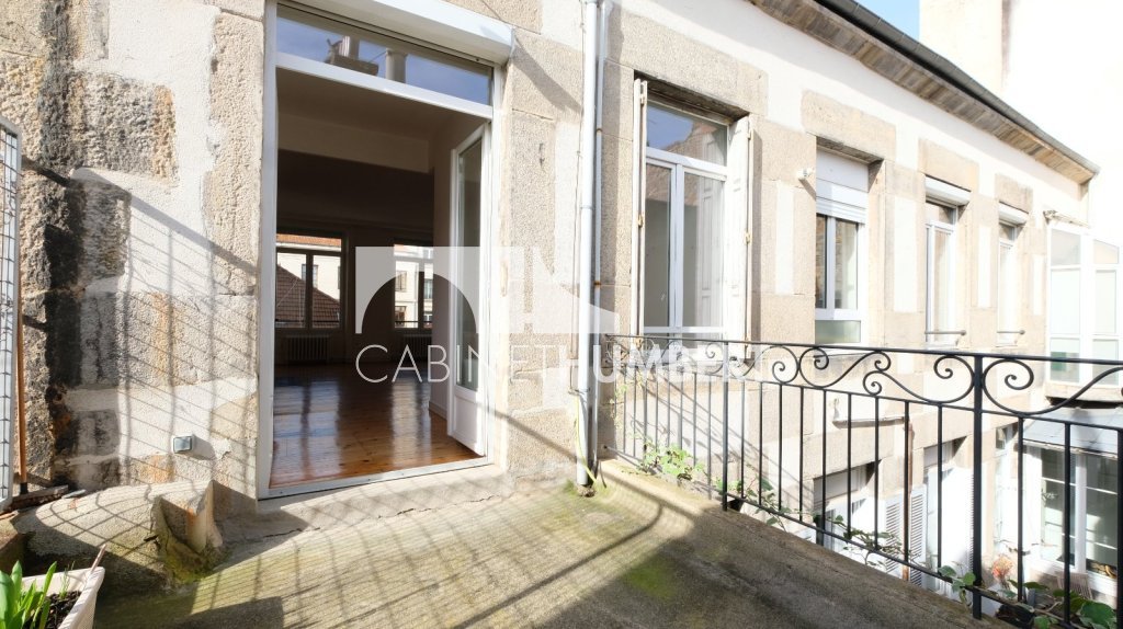 APPARTEMENT T5 A VENDRE - ST ETIENNE CENTRE VILLE - 124.07 m2 - 219�000�&euro;
