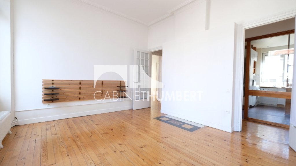 APPARTEMENT T5 A VENDRE - ST ETIENNE CENTRE VILLE - 124.07 m2 - 219�000�&euro;