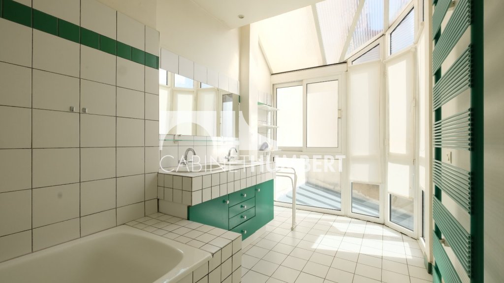 APPARTEMENT T5 A VENDRE - ST ETIENNE CENTRE VILLE - 124.07 m2 - 219�000�&euro;