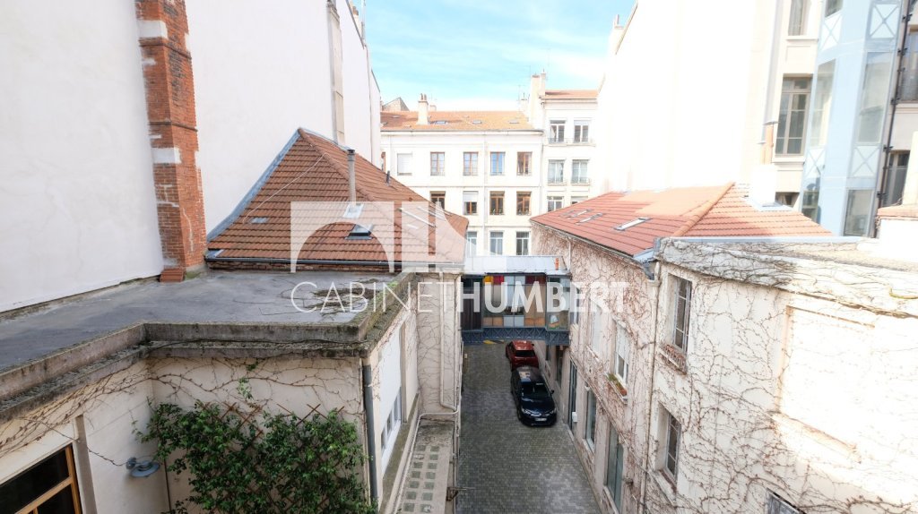 APPARTEMENT T5 A VENDRE - ST ETIENNE CENTRE VILLE - 124.07 m2 - 219�000�&euro;