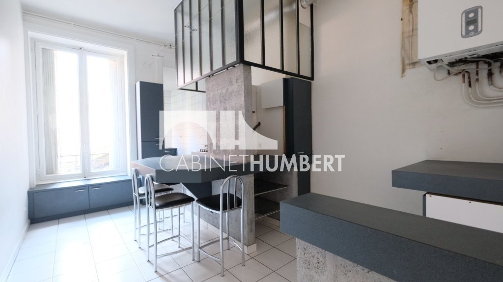 APPARTEMENT T5 A VENDRE - ST ETIENNE CHATEAUCREUX - 146.37 m2 - 135 000 &euro;