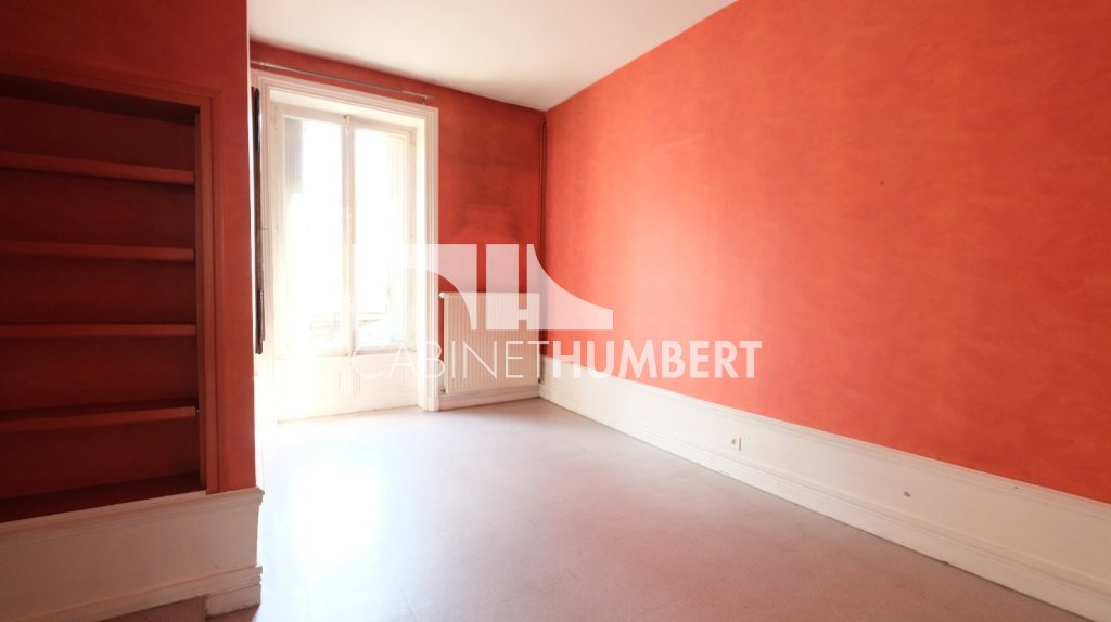 APPARTEMENT T5 A VENDRE - ST ETIENNE CHATEAUCREUX - 146.37 m2 - 135 000 &euro;