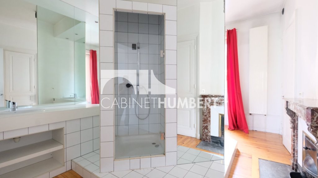 APPARTEMENT T5 A VENDRE - ST ETIENNE CHATEAUCREUX - 146.37 m2 - 135 000 &euro;