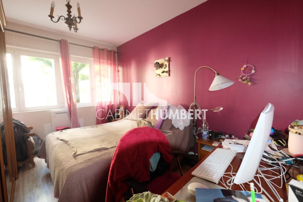 APPARTEMENT T5 A VENDRE - ST ETIENNE FACULTE / CENTRE DEUX - 91.59 m2 - 105 000 &euro;