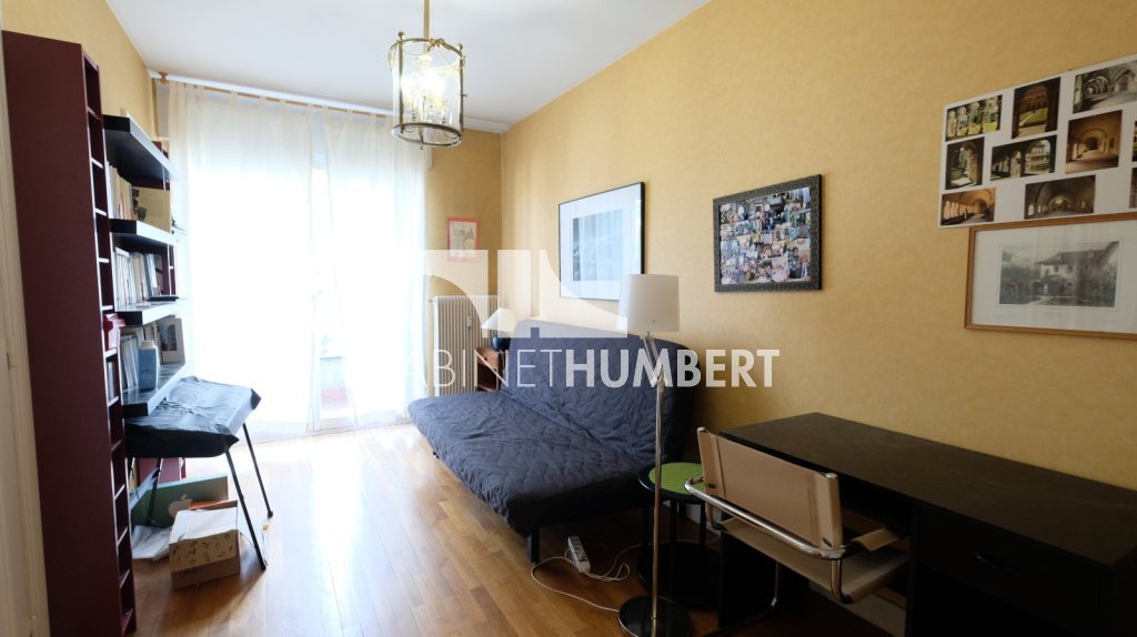 APPARTEMENT T5 A VENDRE - ST ETIENNE FAURIEL - 146.72 m2 - 175000€