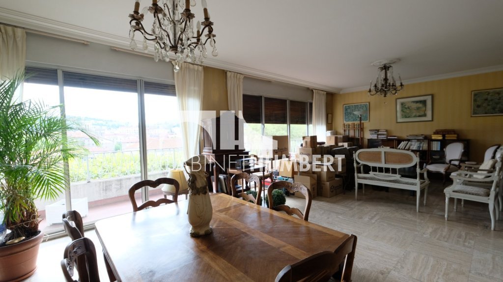 APPARTEMENT T5 A VENDRE - ST ETIENNE FAURIEL - 146.72 m2 - 175000€