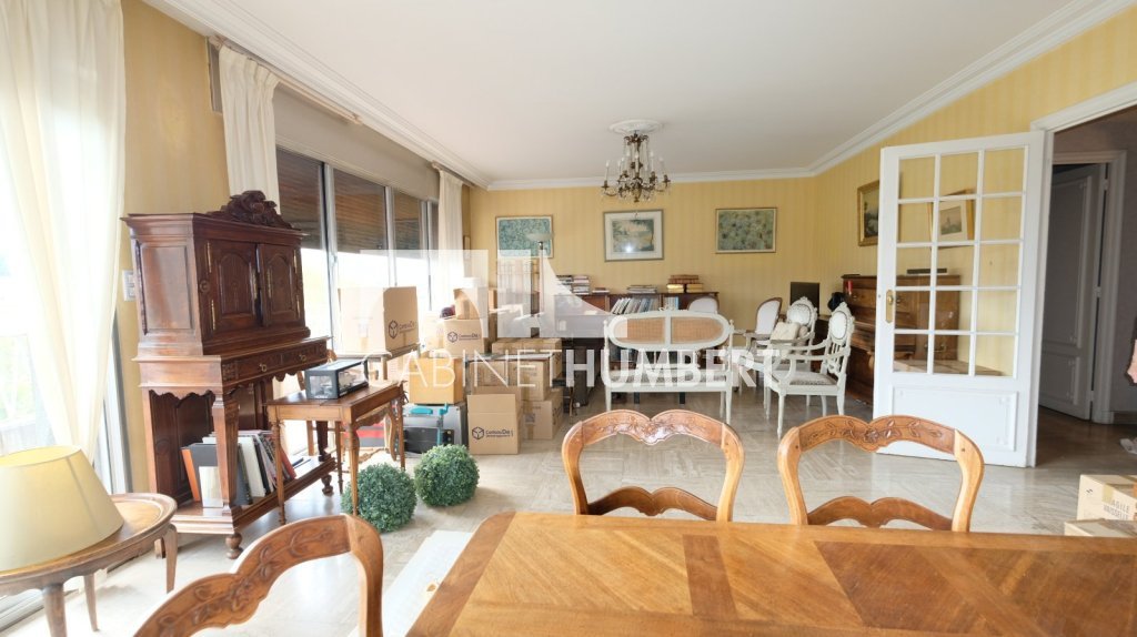 APPARTEMENT T5 A VENDRE - ST ETIENNE FAURIEL - 146.72 m2 - 175000€