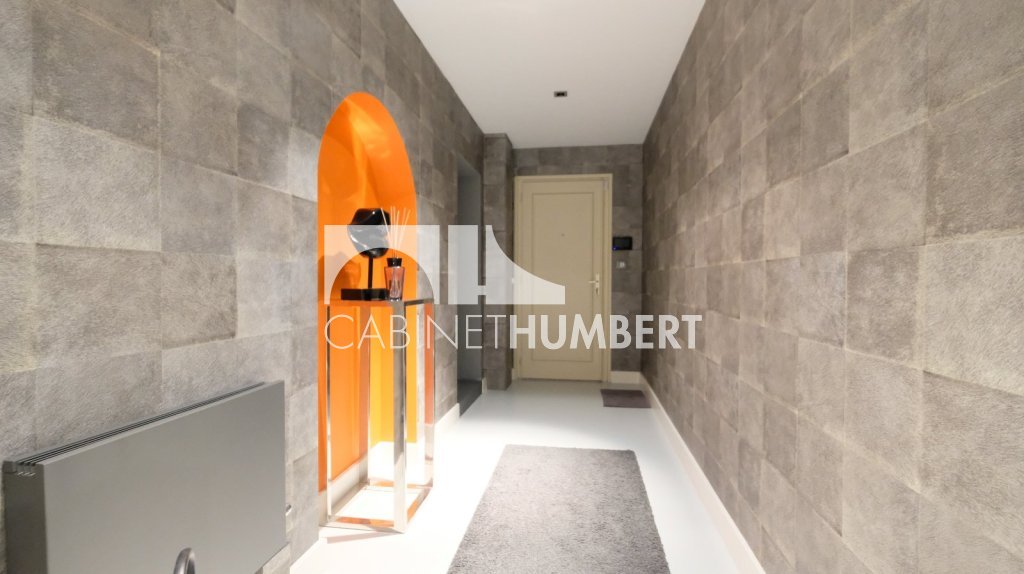 APPARTEMENT T5 A VENDRE - ST ETIENNE FAURIEL - 206 m2 - 487000€