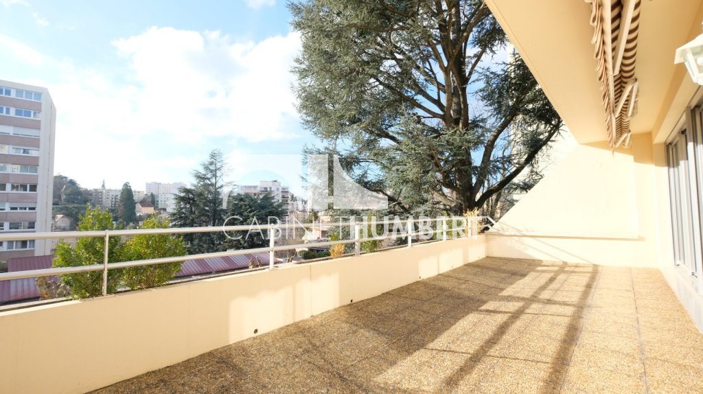 APPARTEMENT T5 A VENDRE - ST ETIENNE FAURIEL - 118 m2 - 239�000�&euro;