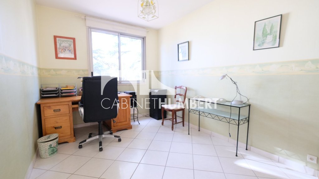 APPARTEMENT T5 A VENDRE - ST ETIENNE FAURIEL - 118 m2 - 239�000�&euro;