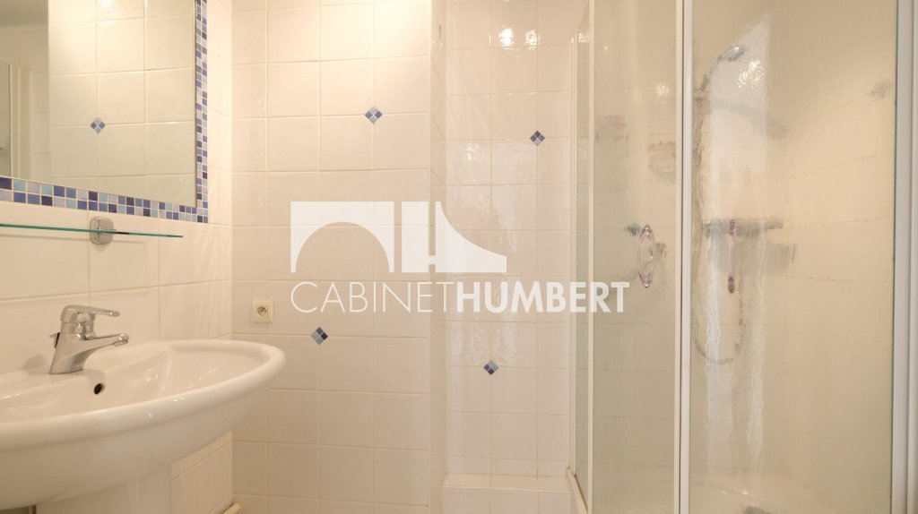 APPARTEMENT T5 A VENDRE - ST ETIENNE FAURIEL - 118 m2 - 239�000�&euro;