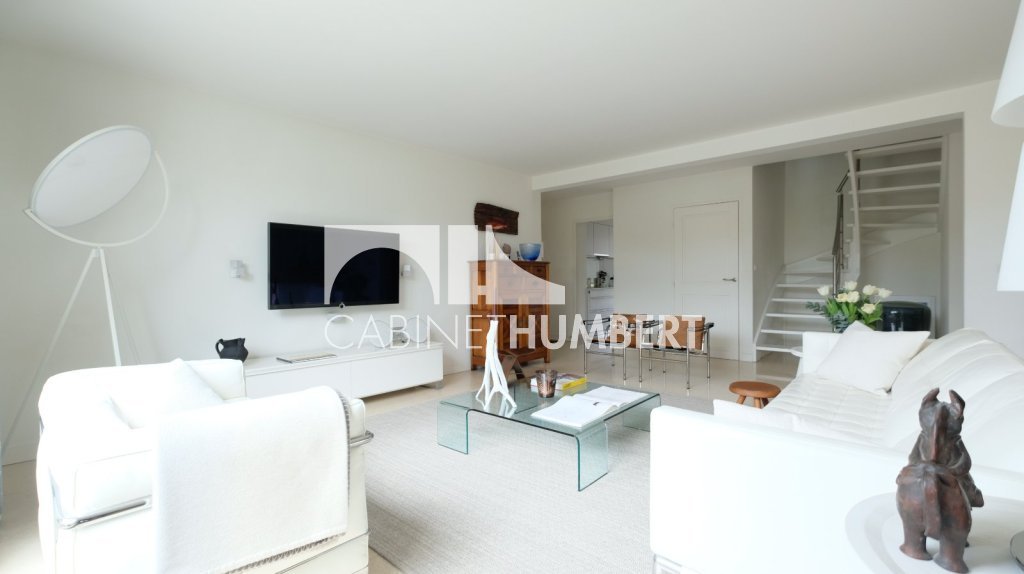 APPARTEMENT T5 A VENDRE - ST ETIENNE FAURIEL - 149 m2 - 470 000 &euro;