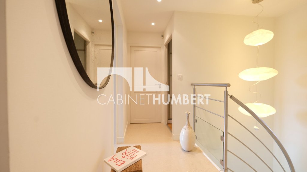 APPARTEMENT T5 A VENDRE - ST ETIENNE FAURIEL - 149 m2 - 470 000 &euro;