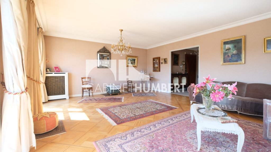 APPARTEMENT T5 A VENDRE - ST ETIENNE FAURIEL - 109.58 m2 - 163 000 &euro;