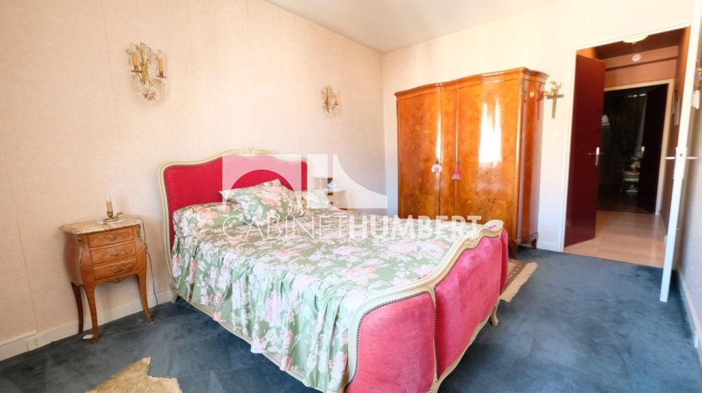 APPARTEMENT T5 A VENDRE - ST ETIENNE FAURIEL - 109.58 m2 - 163 000 &euro;