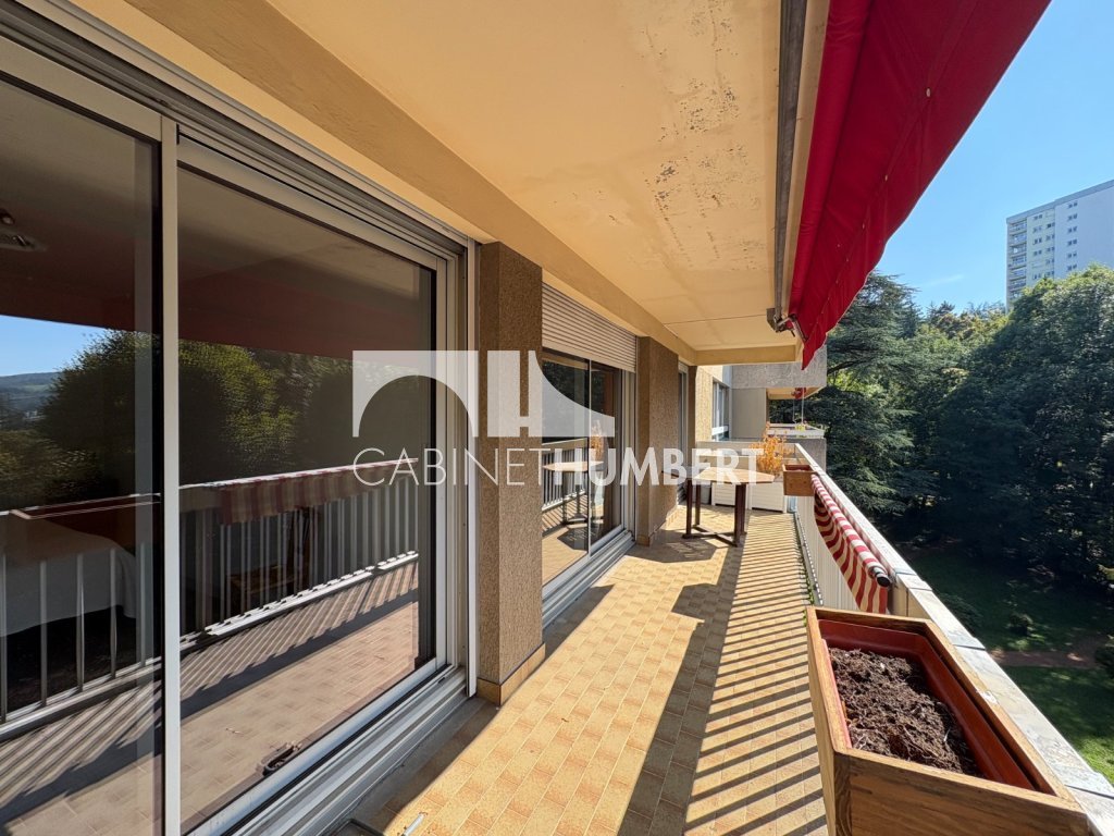 APPARTEMENT T5 A VENDRE - ST ETIENNE LA MTARE - 113.14 m2 - 189000€