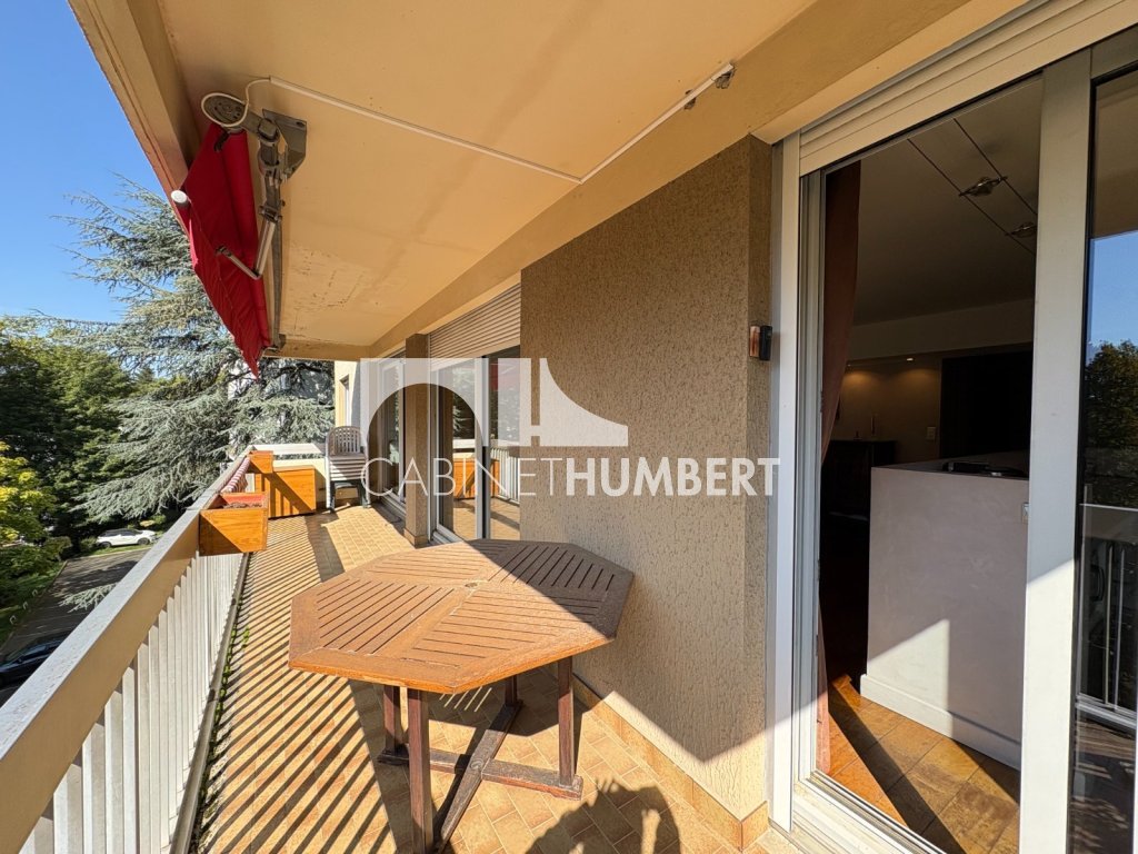 APPARTEMENT T5 A VENDRE - ST ETIENNE LA MTARE - 113.14 m2 - 189000€