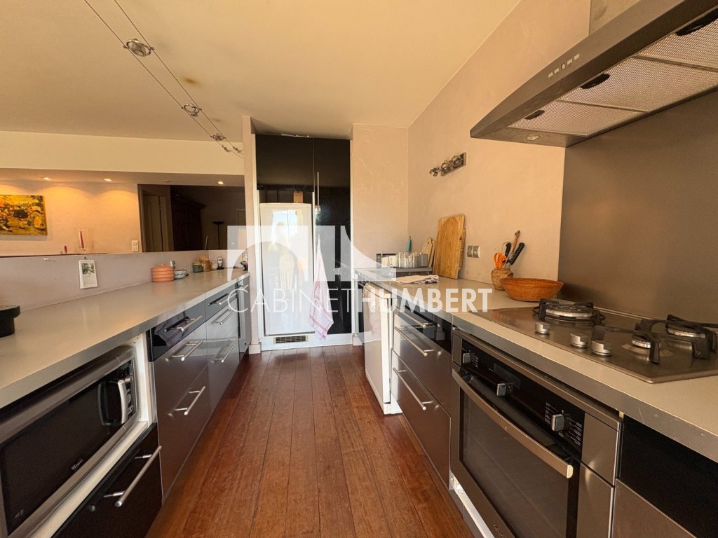 APPARTEMENT T5 A VENDRE - ST ETIENNE LA MTARE - 113.14 m2 - 189000€