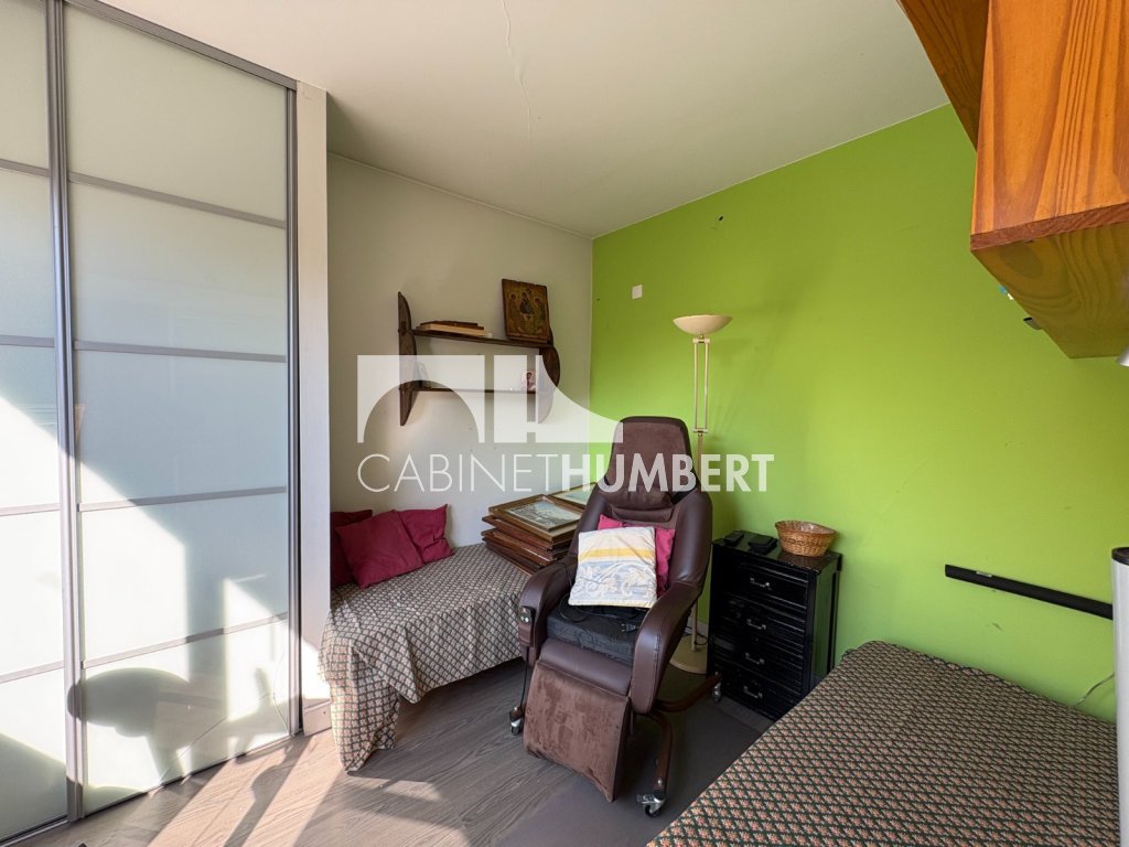 APPARTEMENT T5 A VENDRE - ST ETIENNE LA MTARE - 113.14 m2 - 189000€