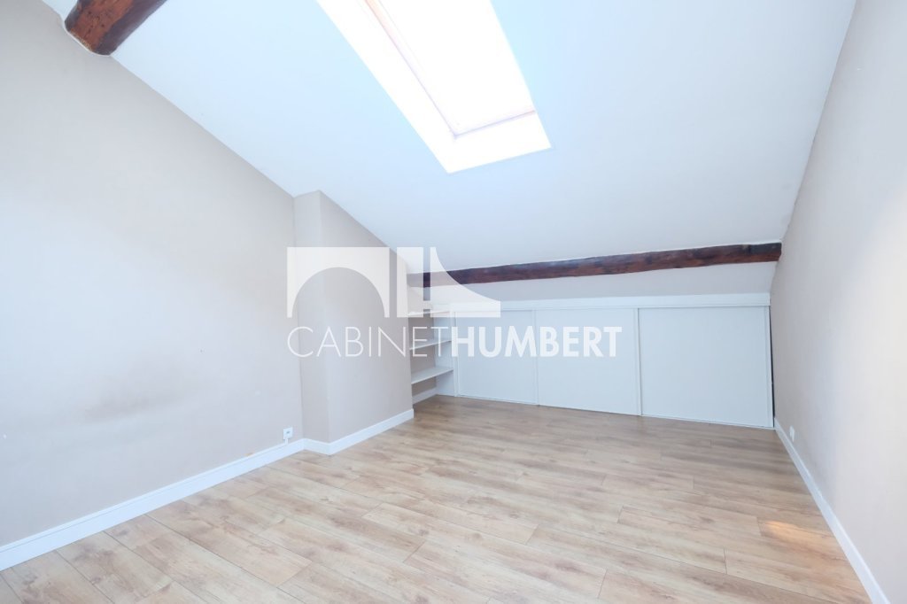 APPARTEMENT T6 A VENDRE - ST ETIENNE CENTRE VILLE - 170 m2 - 189�000�&euro;