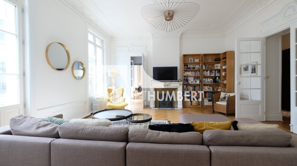 APPARTEMENT T6 A VENDRE - ST ETIENNE CENTRE VILLE - 176.39 m2 - 389000€