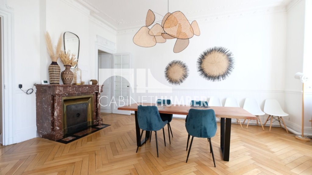 APPARTEMENT T6 A VENDRE - ST ETIENNE CENTRE VILLE - 176.39 m2 - 389000€