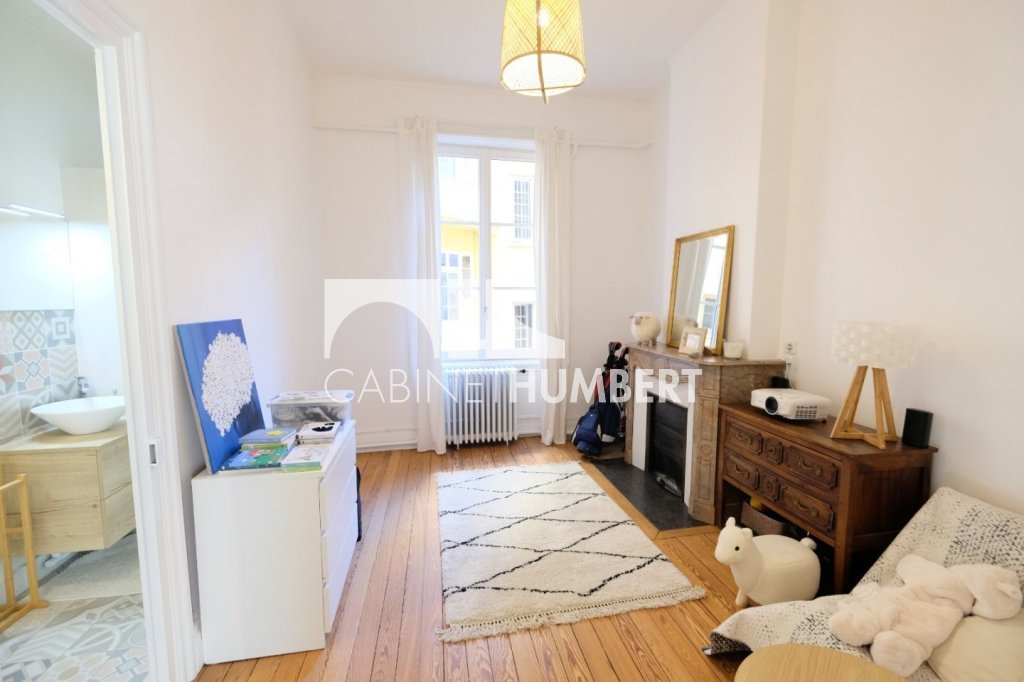 APPARTEMENT T6 A VENDRE - ST ETIENNE CENTRE VILLE - 176.39 m2 - 389000€
