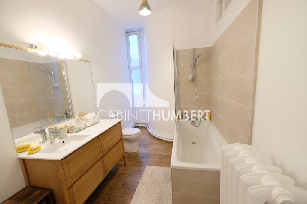 APPARTEMENT T6 A VENDRE - ST ETIENNE CENTRE VILLE - 176.39 m2 - 389000€