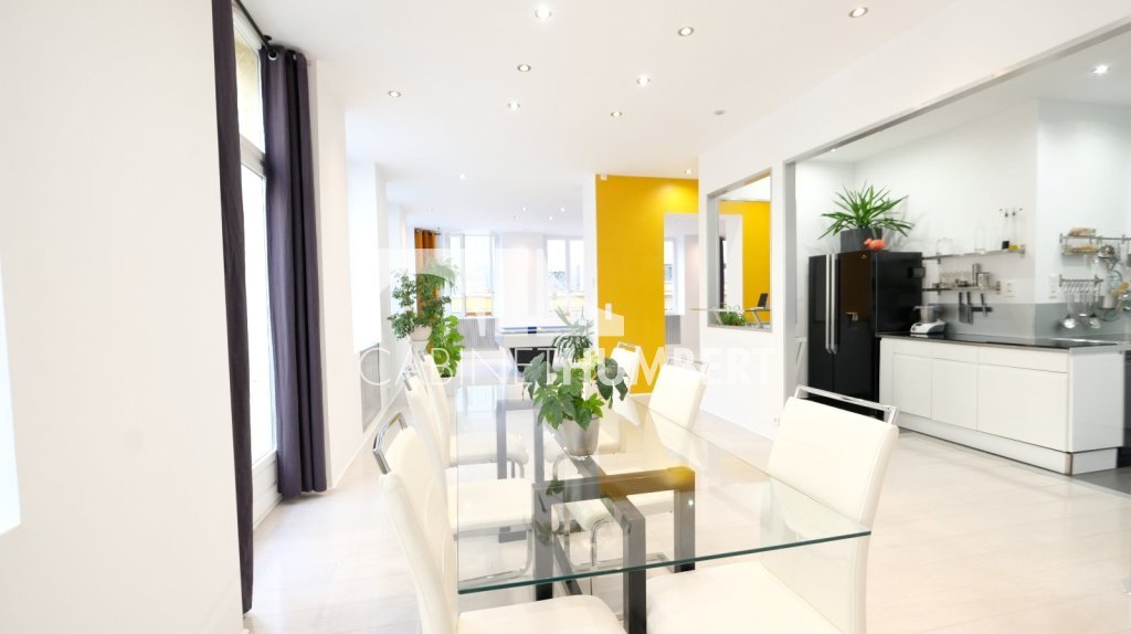 APPARTEMENT T6 A VENDRE - ST ETIENNE CENTRE VILLE - 172 m2 - 249000€