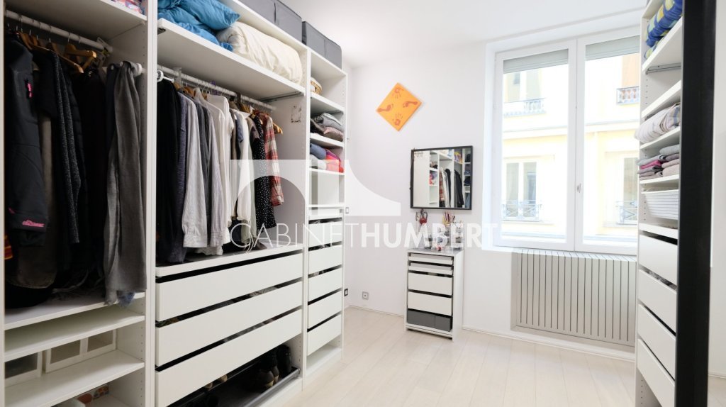 APPARTEMENT T6 A VENDRE - ST ETIENNE CENTRE VILLE - 172 m2 - 249000€