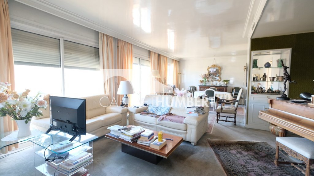 APPARTEMENT T6 A VENDRE - ST ETIENNE FAURIEL - 181.69 m2 - 154�000�&euro;