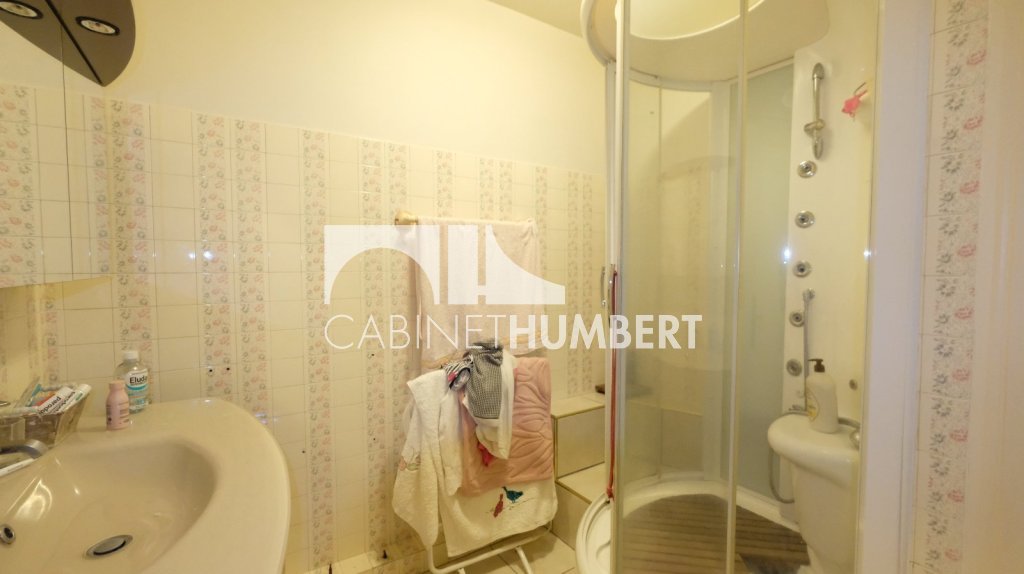 APPARTEMENT T6 A VENDRE - ST ETIENNE FAURIEL - 158.41 m2 - 129 000 &euro;