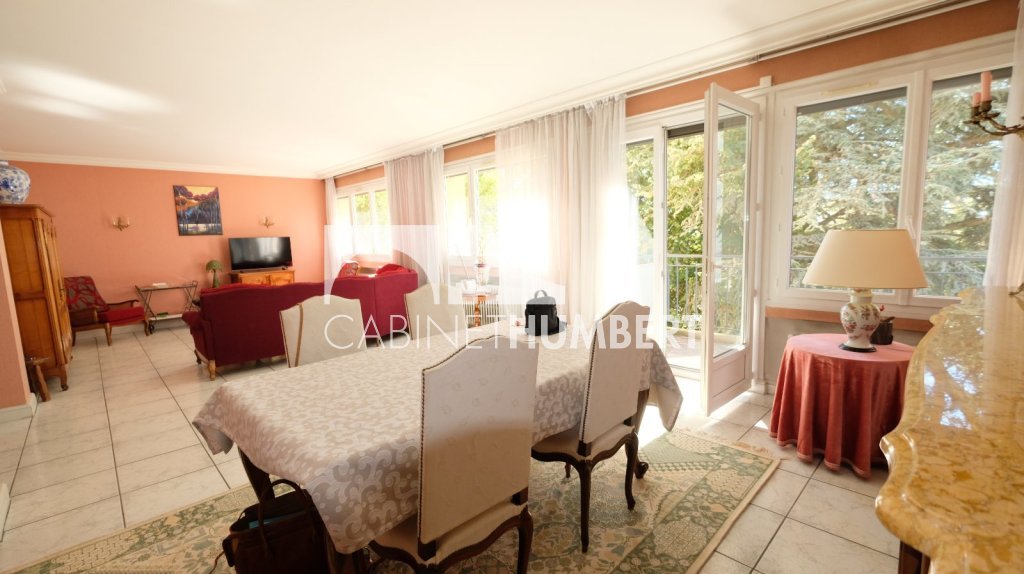 APPARTEMENT T6 A VENDRE - ST ETIENNE FAURIEL - 158.41 m2 - 129 000 &euro;