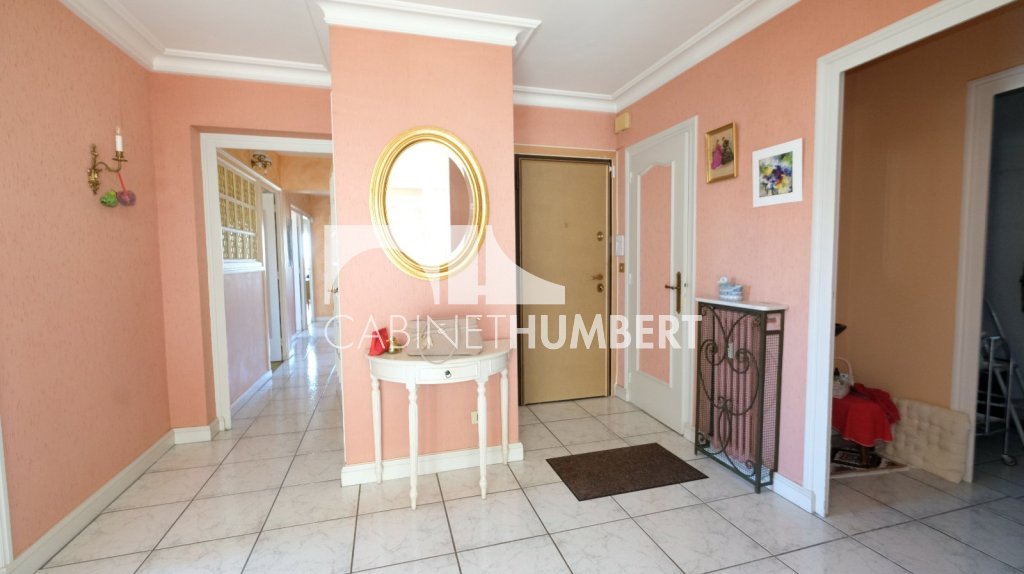 APPARTEMENT T6 A VENDRE - ST ETIENNE FAURIEL - 158.41 m2 - 129 000 &euro;