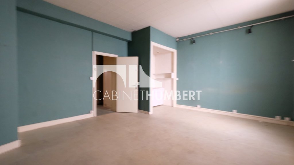 APPARTEMENT T7 A VENDRE - ST ETIENNE BADOUILLÈRE - 167.71 m2 - 99 000 &euro;