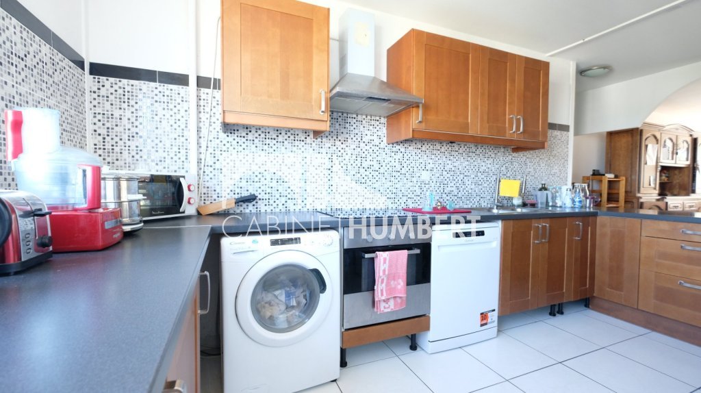 APPARTEMENT T7 A VENDRE - ST ETIENNE LA MÉTARE - 125.91 m2 - 95 000 &euro;