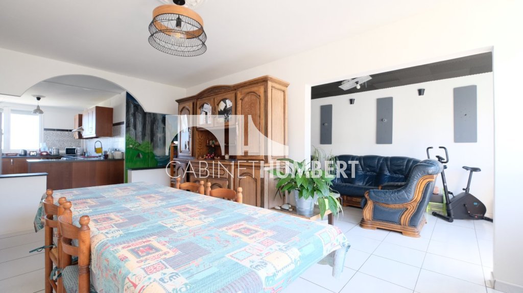 APPARTEMENT T7 A VENDRE - ST ETIENNE LA MÉTARE - 125.91 m2 - 95 000 &euro;