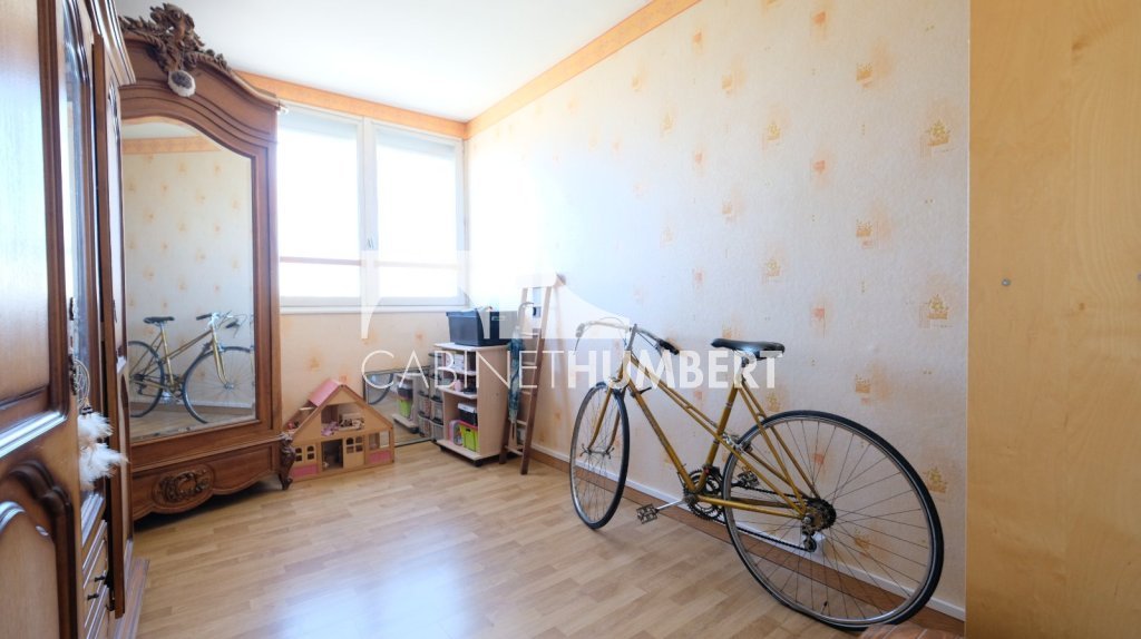 APPARTEMENT T7 A VENDRE - ST ETIENNE LA MÉTARE - 125.91 m2 - 95 000 &euro;