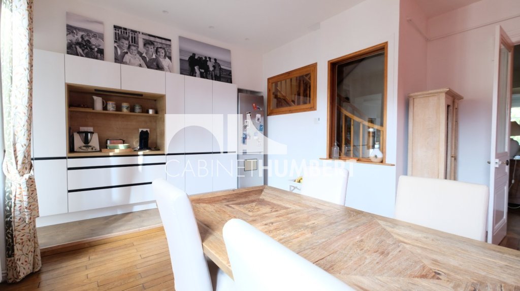 APPARTEMENT T8 A VENDRE - ST ETIENNE CENTRE VILLE - 191 m2 - 310�000�&euro;