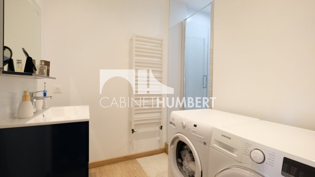 APPARTEMENT T8 A VENDRE - ST ETIENNE CENTRE VILLE - 191 m2 - 310�000�&euro;